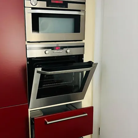 View 110sqm In/outdoor Living Entire With 2 Bedrooms Reichenau