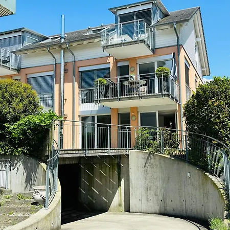 View 110sqm In/outdoor Living Entire With 2 Bedrooms アパート ライヒェナウ