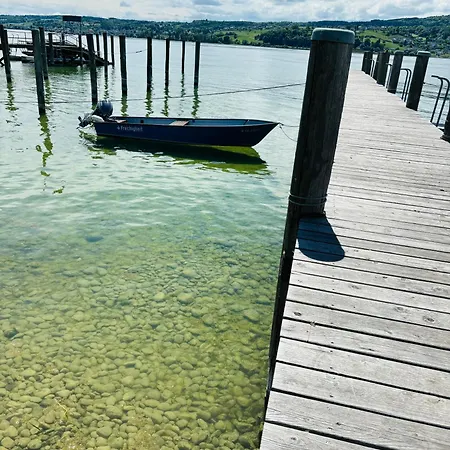 View 110sqm In/outdoor Living Entire With 2 Bedrooms *