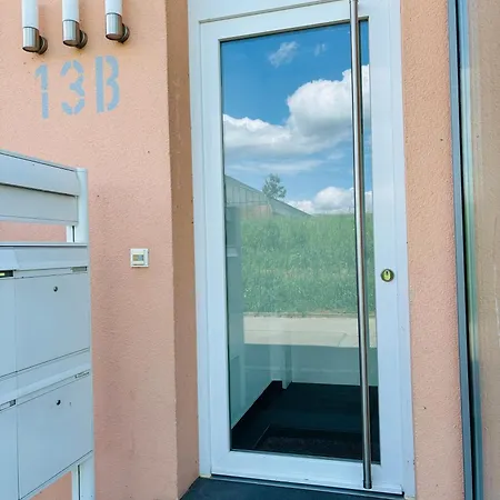 View 110sqm In/outdoor Living Entire With 2 Bedrooms Апартаменты *